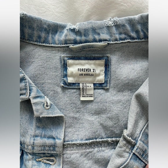 Distressed Jean Jacket - Picture 4 of 9